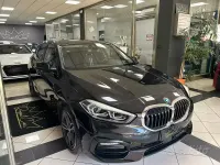 Usado BMW 118 Sport Line 140 CV (102 kW) 2019 Negro Utilitario