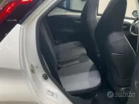 Usata Toyota Aygo Connect Style 72 CV (52 kW) 2021 Bianco Utilitaria