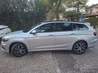 Usata Fiat Tipo 120 CV (88 kW) 2018 Grigio Station wagon
