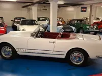 Usata Alfa Romeo 2000 116 CV (85 kW) 1960 Bianco / pastello Cabrio