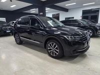 Usata VW Tiguan Life 150 CV (110 kW) 2021 Nero SUV