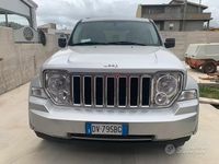Usata Jeep Cherokee 116 CV (85 kW) 2011 Grigio SUV