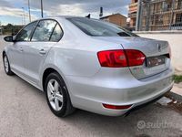 Usata VW Jetta 105 CV (77 kW) 2012 Grigio Berlina