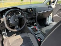 Usata VW Golf VII 110 CV (80 kW) 2014 Bianco Utilitaria