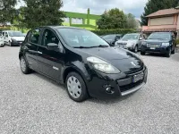 Usata Renault Clio II 75 CV (55 kW) 2010 Nero Berlina