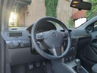 Usata Opel Astra GTC Cosmo 101 CV (74 kW) 2006 Argento Coupé