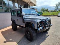 Usata Land Rover Defender 182 CV (133 kW) 1987 Grigio Utilitaria
