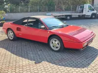 Usata Ferrari Mondial 300 CV (220 kW) 1990 Rosso Cabrio