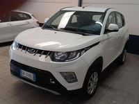 Usata Mahindra KUV100 87 CV (63 kW) 2022 Bianco SUV