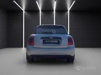 Usata Mini Cooper Hype 136 CV (100 kW) 2017 Bianco avorio / tetto nero Utilitaria