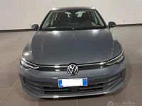 Usata VW Golf VIII Life 115 CV (84 kW) 2025 Grigio Berlina