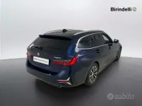 Usata BMW 318 Luxury Line 150 CV (110 kW) 2020 Tanzanite blue metallizzato Station wagon