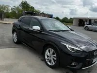Usata Infiniti Q30 Premium 109 CV (80 kW) 2017 Nero Berlina
