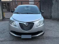 Usata Lancia Ypsilon 95 CV (69 kW) 2015 Grigio Utilitaria