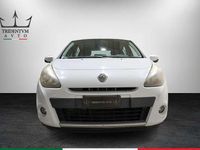 Usata Renault Clio II Dynamique 75 CV (55 kW) 2011 Argento Berlina