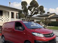 Usata Opel Vivaro 120 CV (88 kW) 2020 Rosso Monovolume