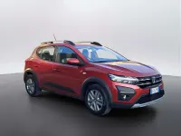 Usata Dacia Sandero Comfort 101 CV (74 kW) 2021 Rosso Berlina