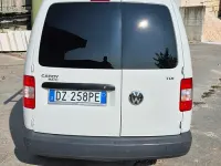Begagnad VW Caddy 64 HK (47 kW) 2009 Vit Minibuss