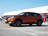Usata Peugeot 2008 Active 130 CV (95 kW) 2023 Arancione SUV