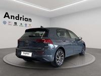 Usata VW Golf VIII Life 110 CV (80 kW) 2023 Grigio Utilitaria