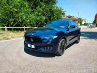 Usata Maserati GranSport 275 CV (202 kW) 2018 Bluazzurro SUV