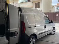 Usata Fiat Doblò 105 CV (77 kW) 2019 Grigio Monovolume