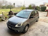 Usata Ford Fiesta 2002 Grigio Utilitaria