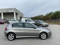 usata Alfa Romeo 147 1.9 JTD (120) 5 porte Distinctive