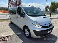 Usata Opel Vivaro 114 CV (83 kW) 2011 Grigio Monovolume