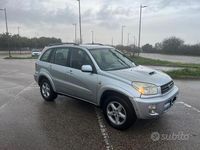 Usado Toyota RAV4 128 CV (94 kW) 2003 Gris SUV