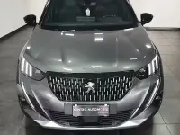 Usata Peugeot 2008 GT 110 CV (80 kW) 2021 Grigio SUV