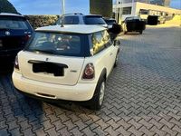 Usata Mini ONE 75 CV (55 kW) 2011 Utilitaria