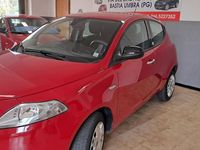 Usata Lancia Ypsilon 85 CV (62 kW) 2015 Rosso Utilitaria