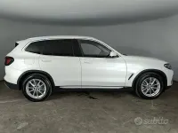 Usata BMW X3 Comfort Edition 190 CV (139 kW) 2023 Mineral white metallizzato SUV