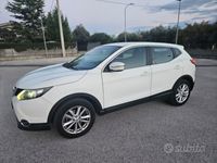 usata Nissan Qashqai 1.6 dci 130 cv 2014