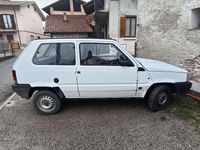 Usata Fiat 750 44 CV (32 kW) 1988 Bianco Berlina