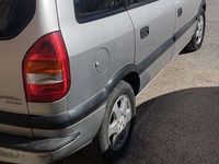 Usata Opel Zafira Elegance 101 CV (74 kW) 2002 Monovolume
