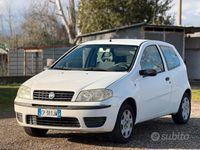 Usata Fiat Punto Dynamic 59 CV (43 kW) 2005 Bianco Utilitaria