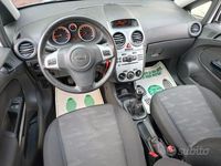 Usata Opel Corsa 86 CV (63 kW) 2012 Bianco Berlina