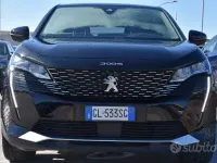 Usata Peugeot 3008 Allure 131 CV (96 kW) 2022 Nero SUV