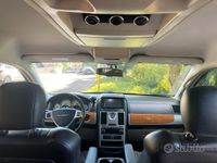Usata Chrysler Grand Voyager 163 CV (119 kW) 2008 Nero Monovolume