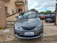 Usata Lancia Ypsilon Gold 69 CV (50 kW) 2023 Grigio Utilitaria
