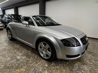 Usata Audi TT Roadster 225 CV (165 kW) 1999 Argento Cabrio