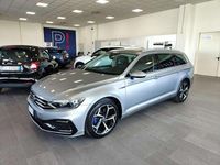 Usata VW Passat GTE 156 CV (114 kW) 2021 Grigio Station wagon