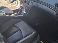 Usata Mercedes E240 Avantgarde 177 CV (130 kW) 2003 Grigio Berlina