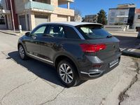 Usata VW T-Roc Style 110 CV (80 kW) 2021 Gray SUV