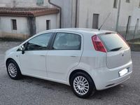 Usata Fiat Grande Punto 65 CV (47 kW) 2009 Bianco Utilitaria