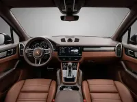 Usata Porsche Cayenne Platinum Edition 462 CV (339 kW) 2023 Nero SUV