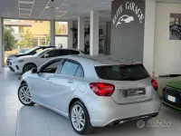 Usata Mercedes A180 Premium 109 CV (80 kW) 2016 Grigio Utilitaria