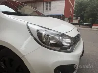 Usata Kia Rio Active 82 CV (60 kW) 2014 Bianco Utilitaria